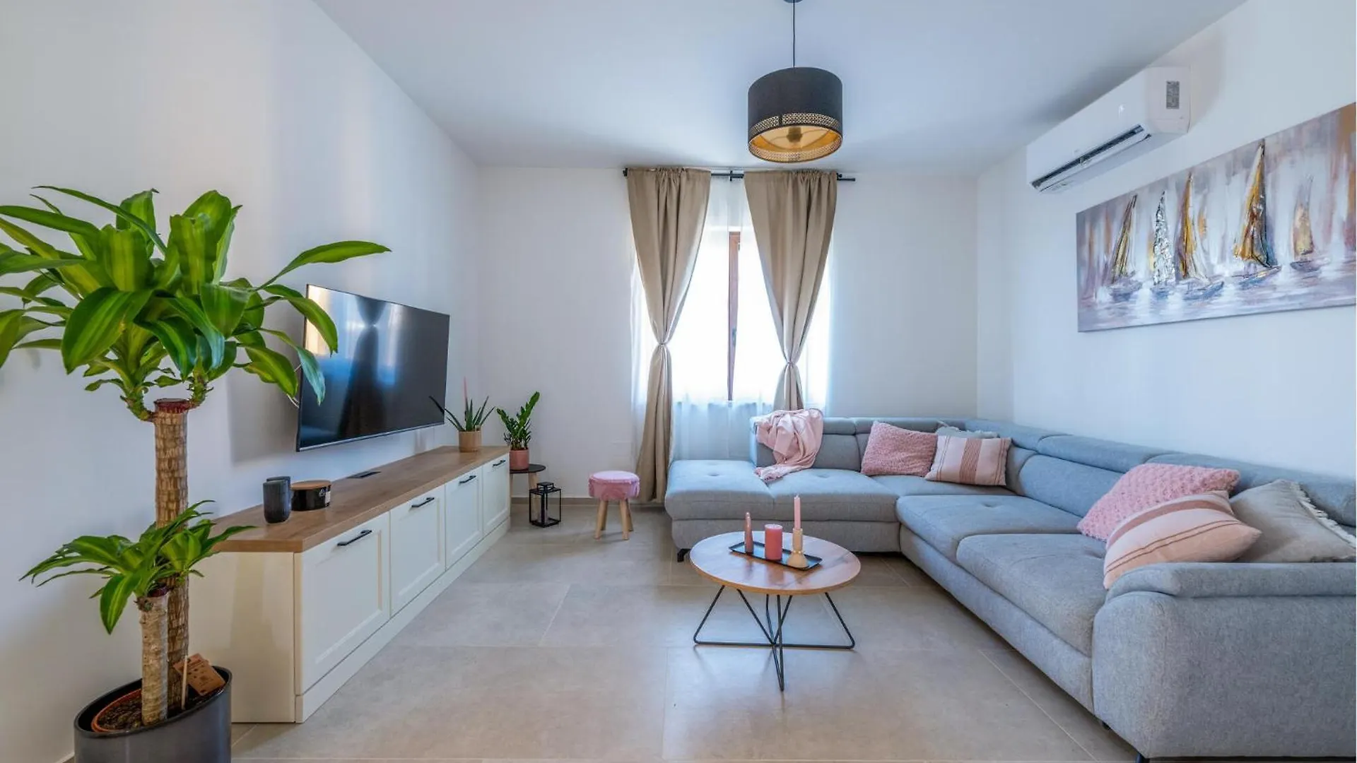 Amazing Home In Gajana With Heated Swimming Pool Σπίτι διακοπών
